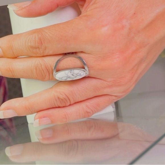 NWT Stainless Steel Silver enamel Woman ring Size 7 - Picture 7 of 15